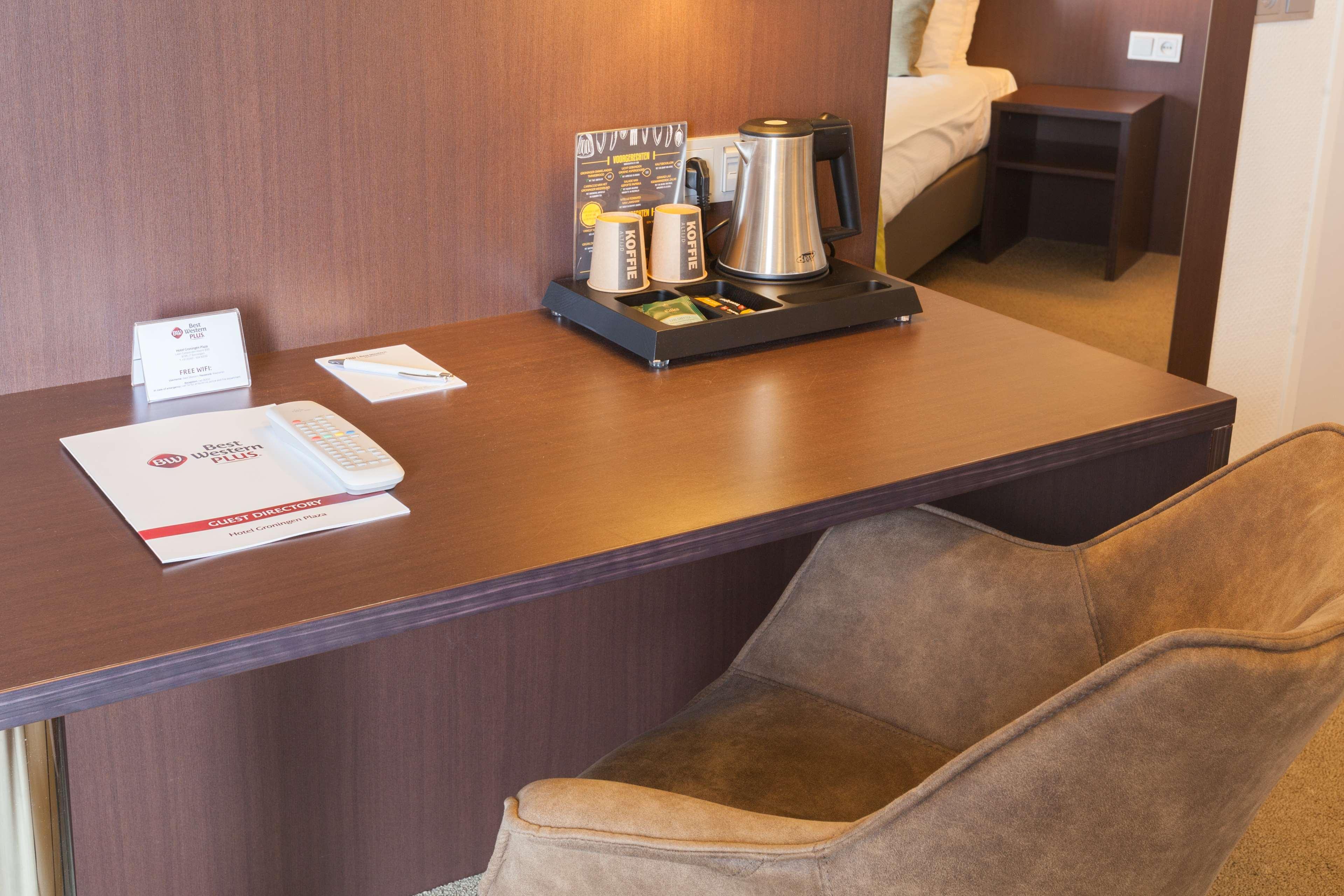 Best Western Plus Flatonia Inn Екстериор снимка