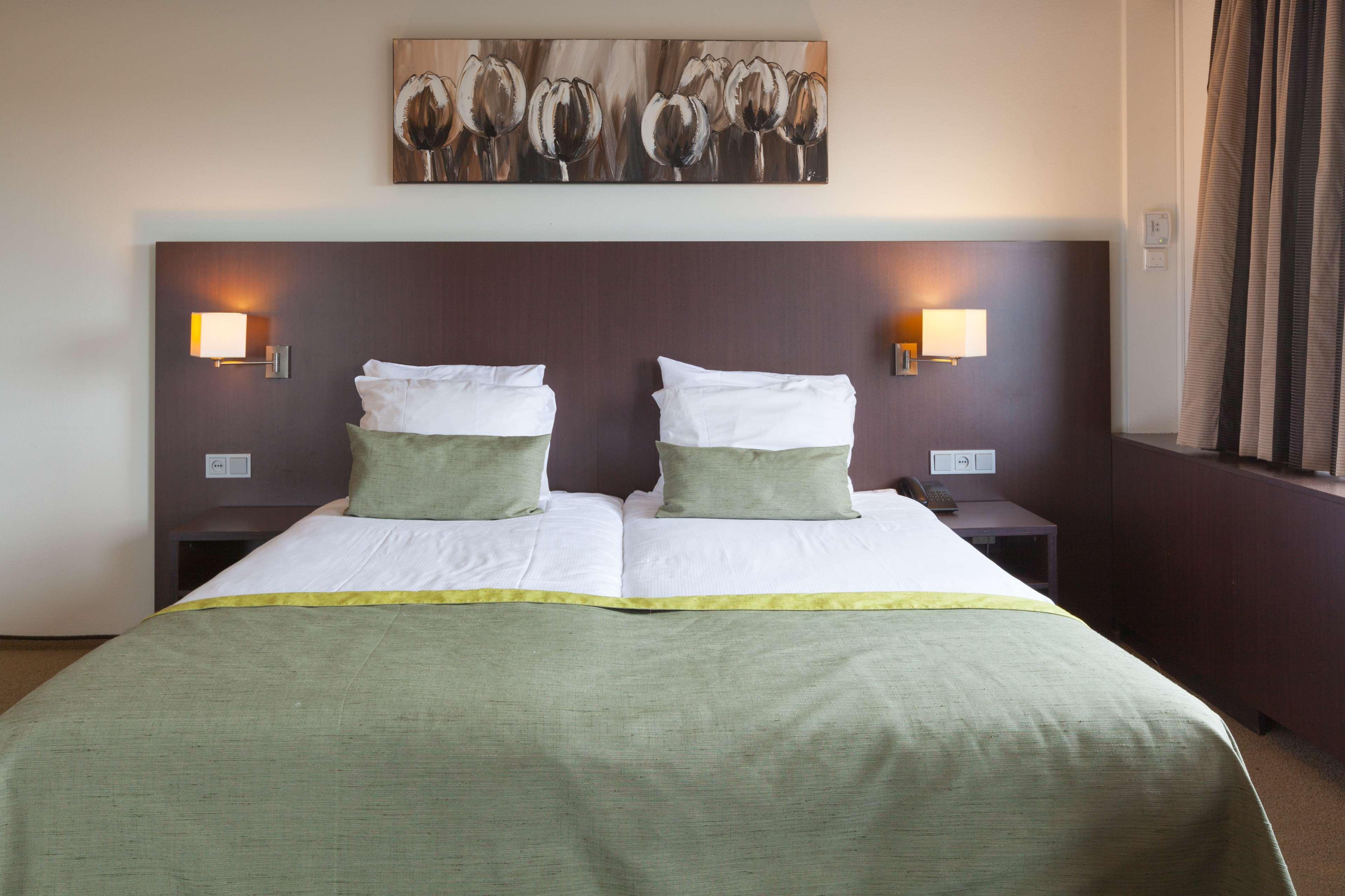 Best Western Plus Flatonia Inn Екстериор снимка